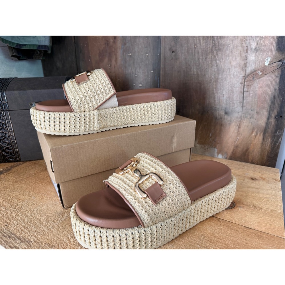 Womens Platform Wedge Sandals Apricot Woven Raffia Gold Buckle Size 7 NIB